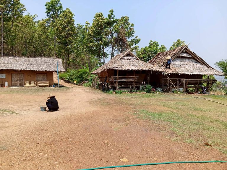 LINE_ALBUM_บ้านชนเผ่า2_260505_63